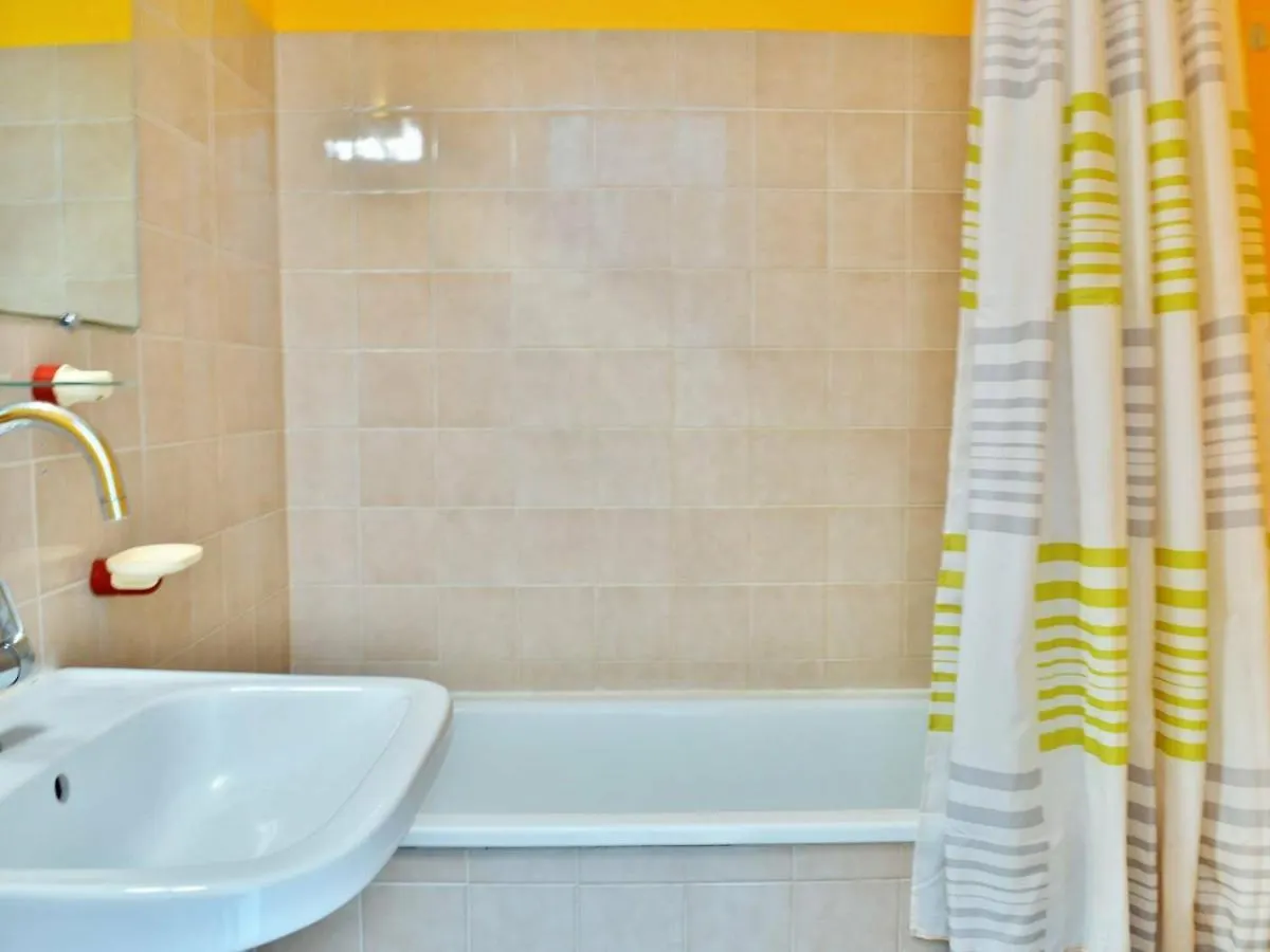 Studio Le Lavandou, 1 pièce, 4 personnes - FR-1-251-263 Appartement