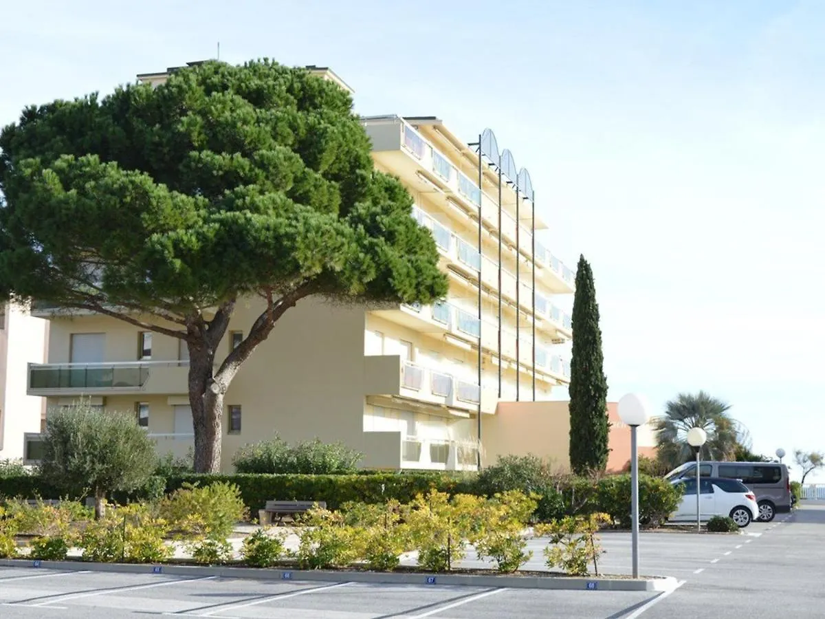 Studio Bord De Plage Avec 4 Couchages, Parking Et Tennis - Fr-1-251-263 Le Lavandou Apartamento