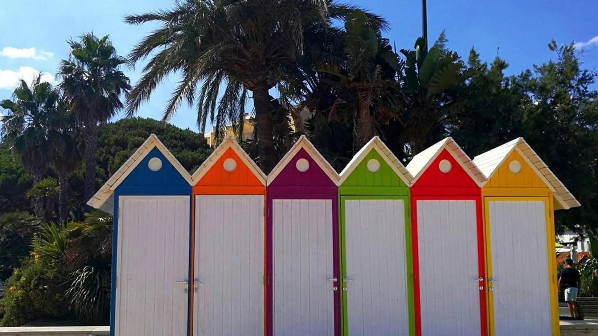 Apartamento Studio Bord De Plage Avec 4 Couchages, Parking Et Tennis - Fr-1-251-263 Le Lavandou