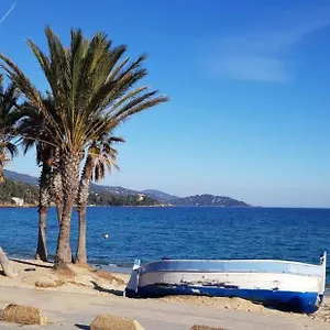 Avec Terrasse 2 Personnes Le Lavandou
